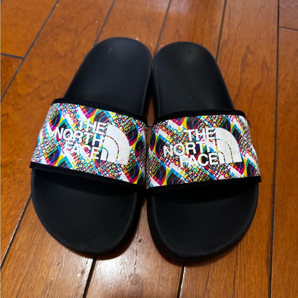 The North Face Kids' Black and Multicolor Slide Sandals
